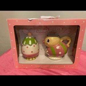 NWT Cream and Sugar Easter set